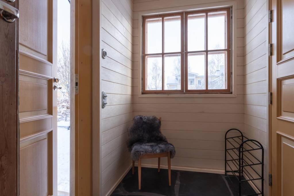 Cozy 1 Bedroom Apt And Free Parking By The Railway Station 오울루 외부 사진